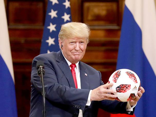 DonaldTrumpBall Bloomberg 624