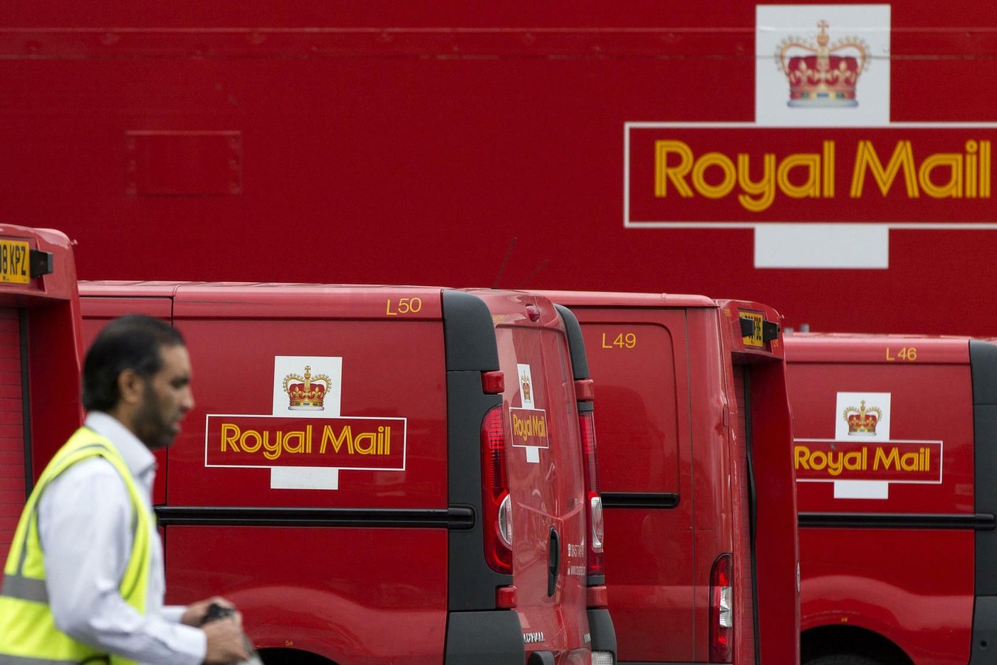 Daniel Kretinsky Turns Underperforming Firms into Bargains, From Fnac and Casino to Sainsbury’s, and Eyes More